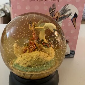 Christmas Snow Globe Snow E. Blossom(Gifts of Love and Beauty) by Nordstrom 2004
